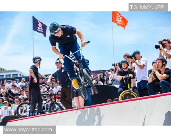 极限运动的魅力与挑战：深入解析上海极限运动队的技术与训练秘诀